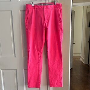 Vineyard Vines Performance On The Go Pant. Size 33x32. Never worn.